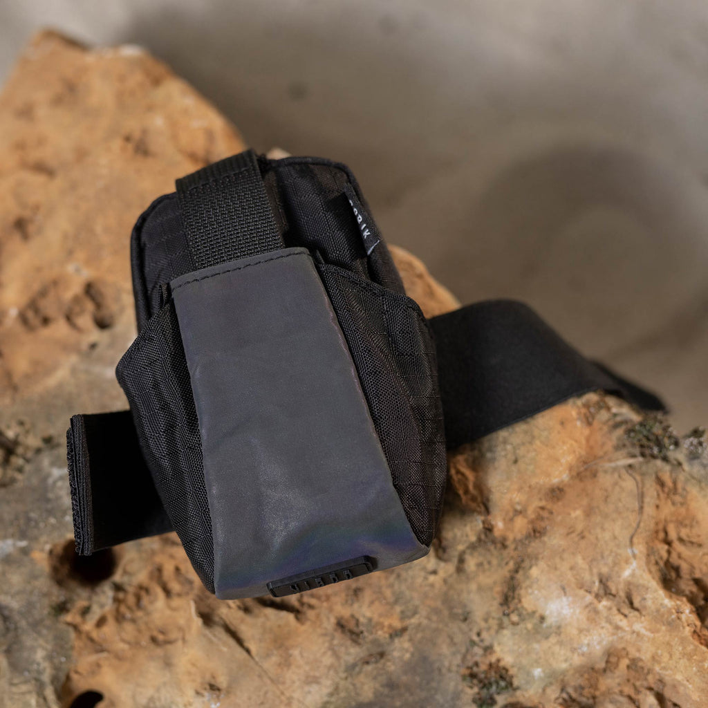 BOLSA DE SILLÍN POUCH COMPACT TRUE BLACK