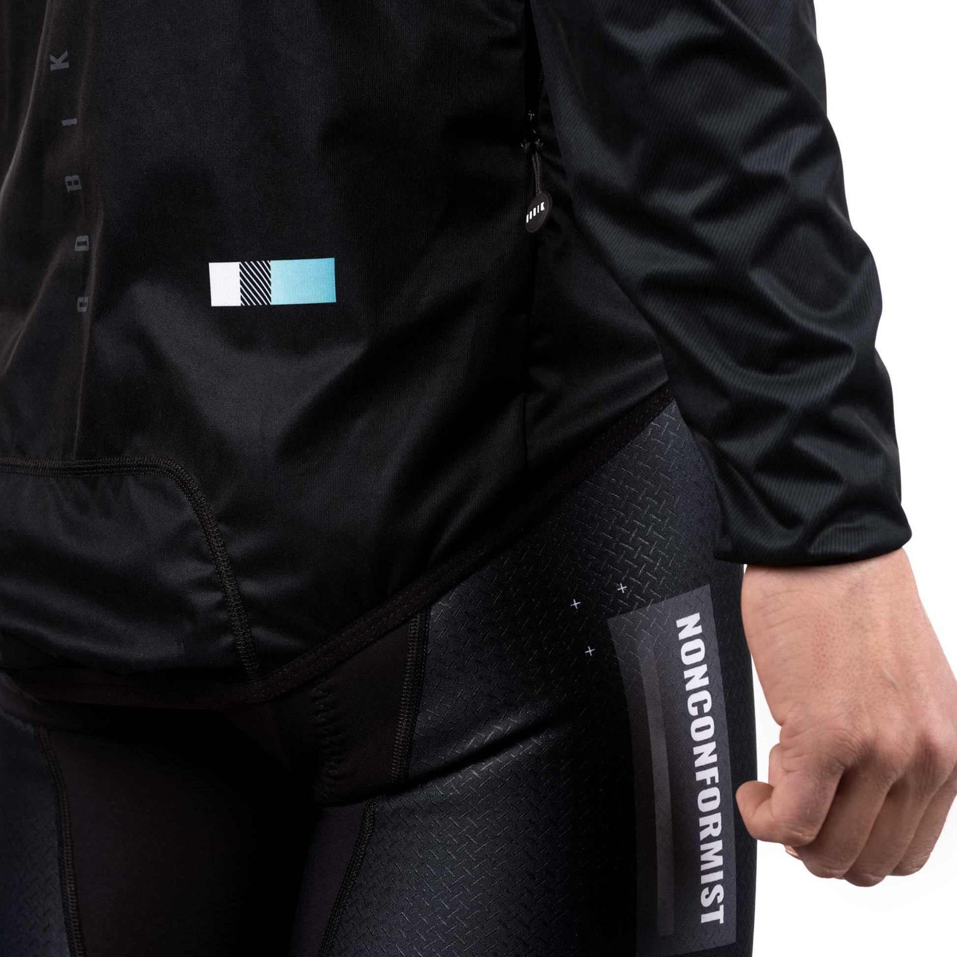 CHAQUETA IMPERMEABLE CROOP UNISEX