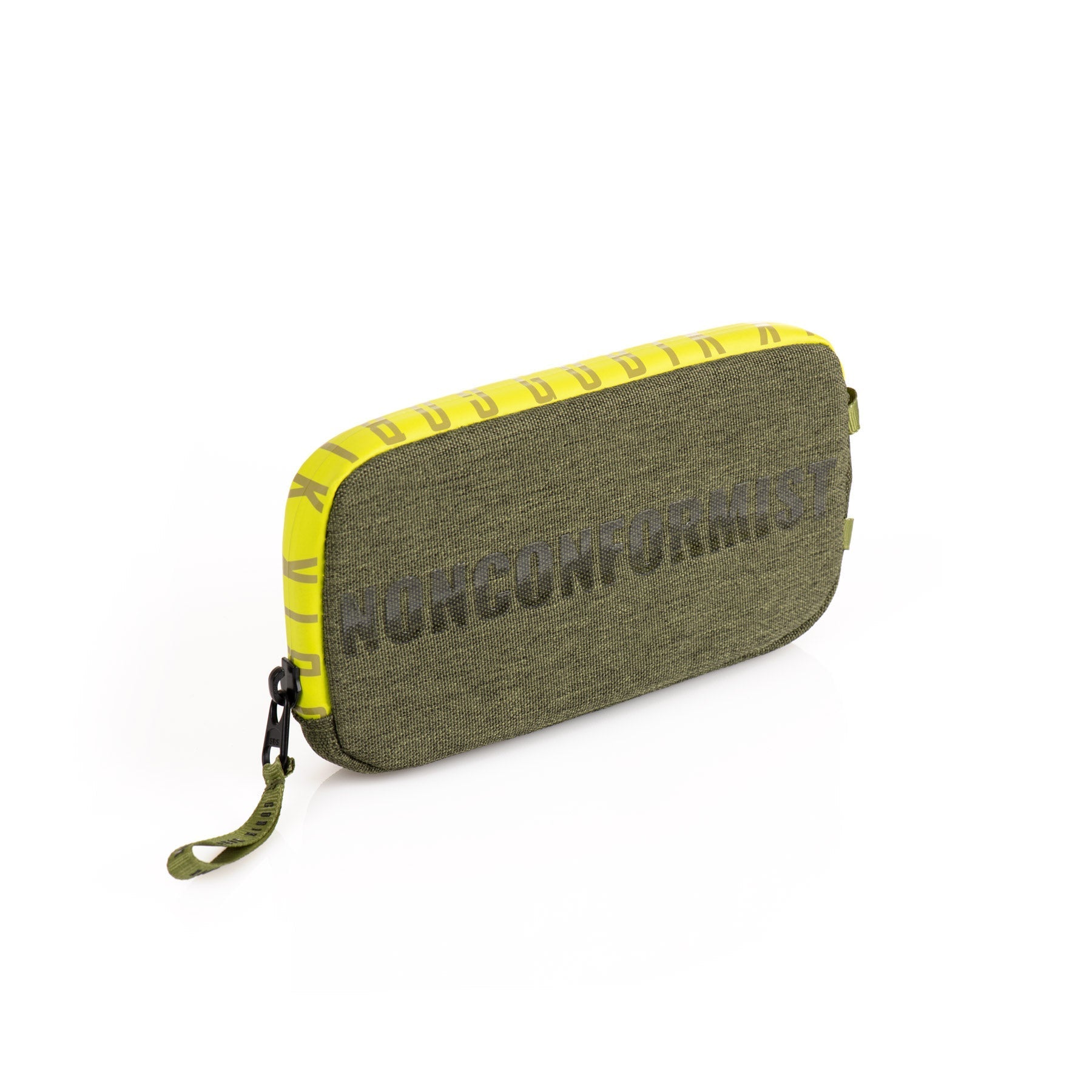 FUNDA DE MOVIL ESSENTIAL ARMY