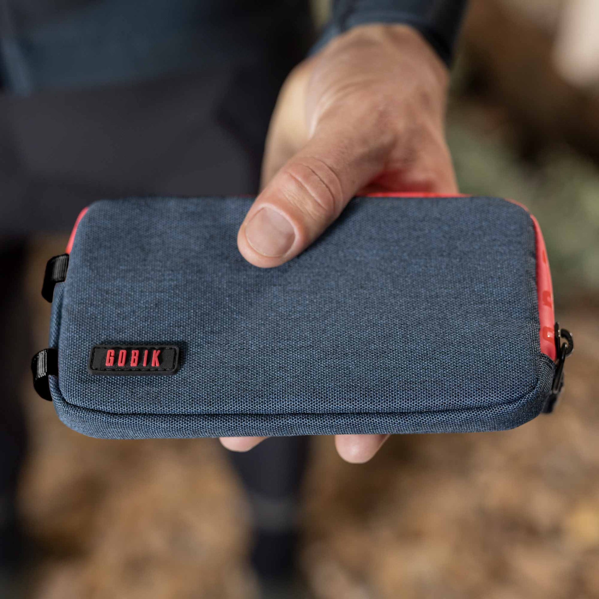 FUNDA DE MOVIL ESSENTIAL INKWELL