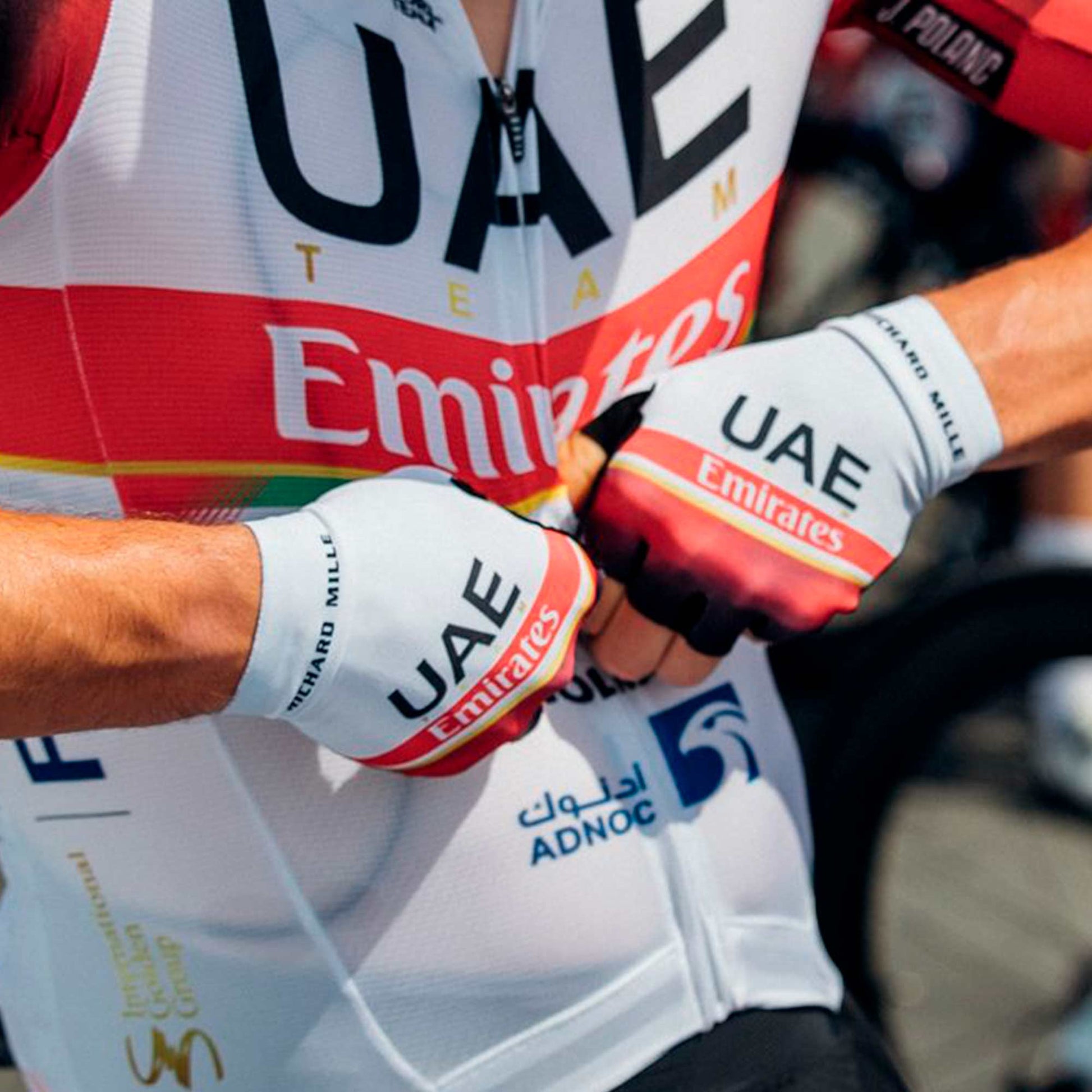 GUANTES UNISEX CORTOS RIVAL UAE TEAM EMIRATES 2021