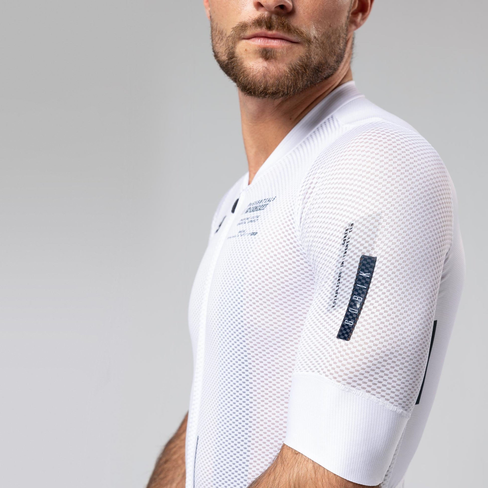 MAILLOT MANGA CORTA CARRERA 2.0 UNISEX HAKUBA