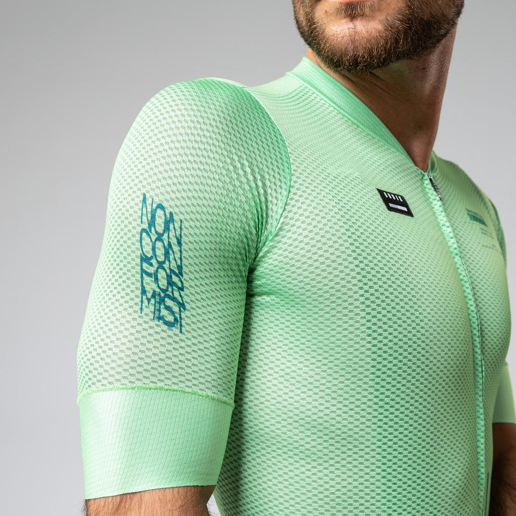 MAILLOT MANGA CORTA CARRERA 2.0 UNISEX MANTIS