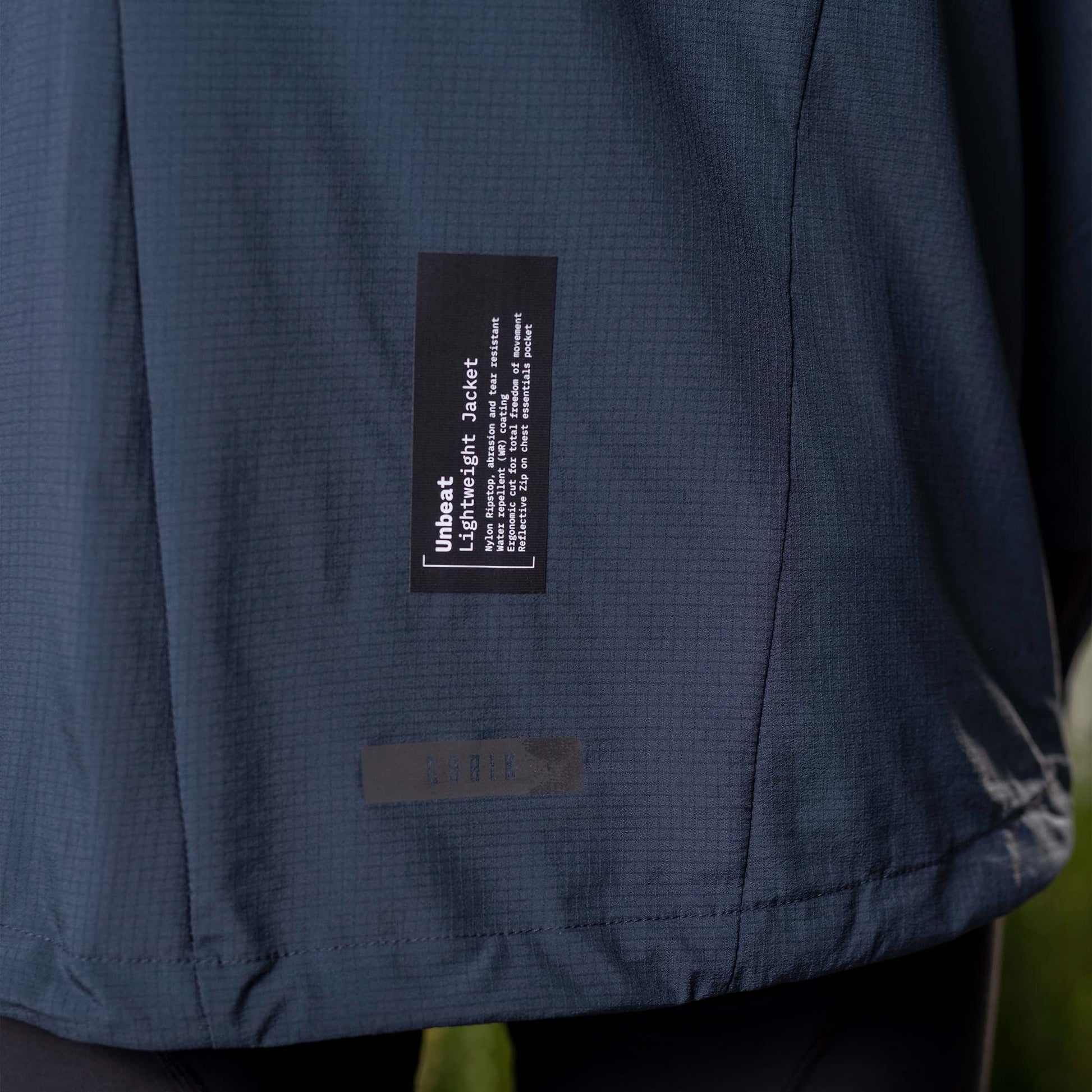 CHAQUETA LIGERA UNBEAT HOMBRE PETROL